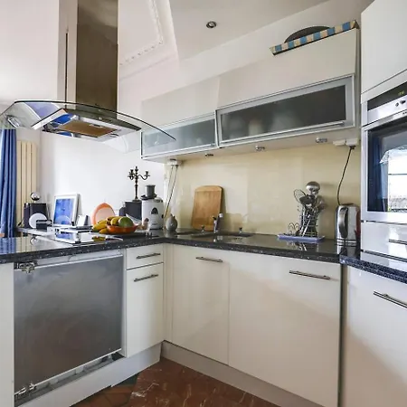 Guestready - Magnifique Buttes Chaumont Appartement Parijs